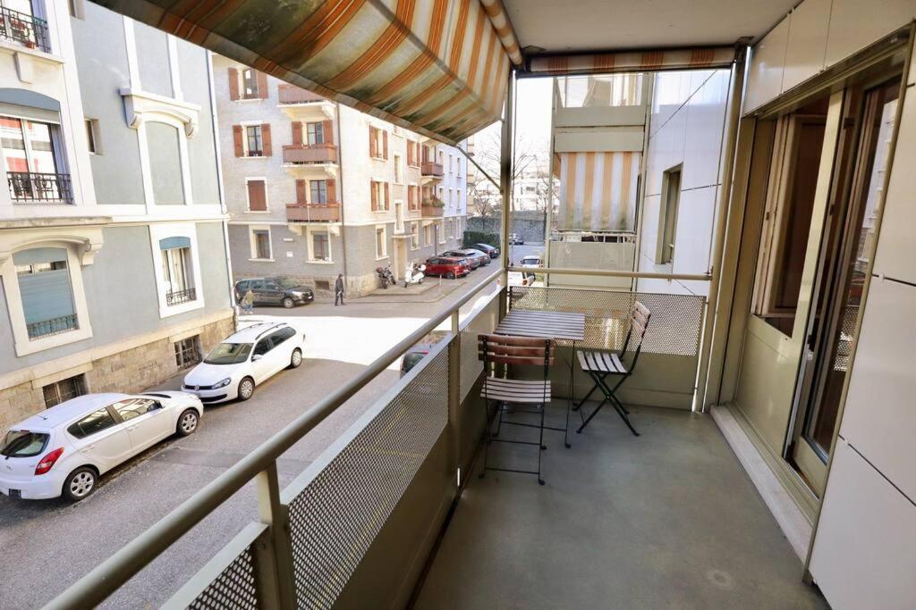 Comfortable, Very Well Located Between Train Station And Lake! Lausana Exterior foto