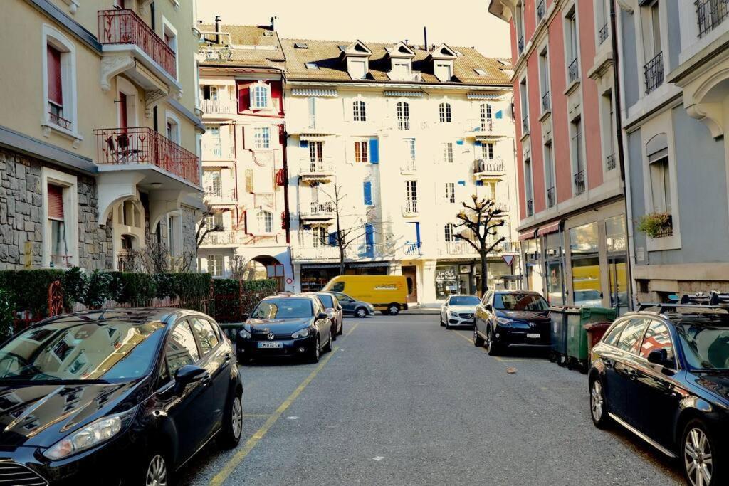 Comfortable, Very Well Located Between Train Station And Lake! Lausana Exterior foto